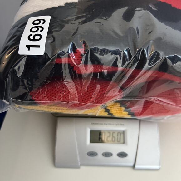 VTG Mickey & Co Sweater Adult Large Red Knit Mickey Mouse 90s Disneycore Retro - Picture 11 of 11